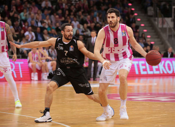 焦点集中在 焦点集中在