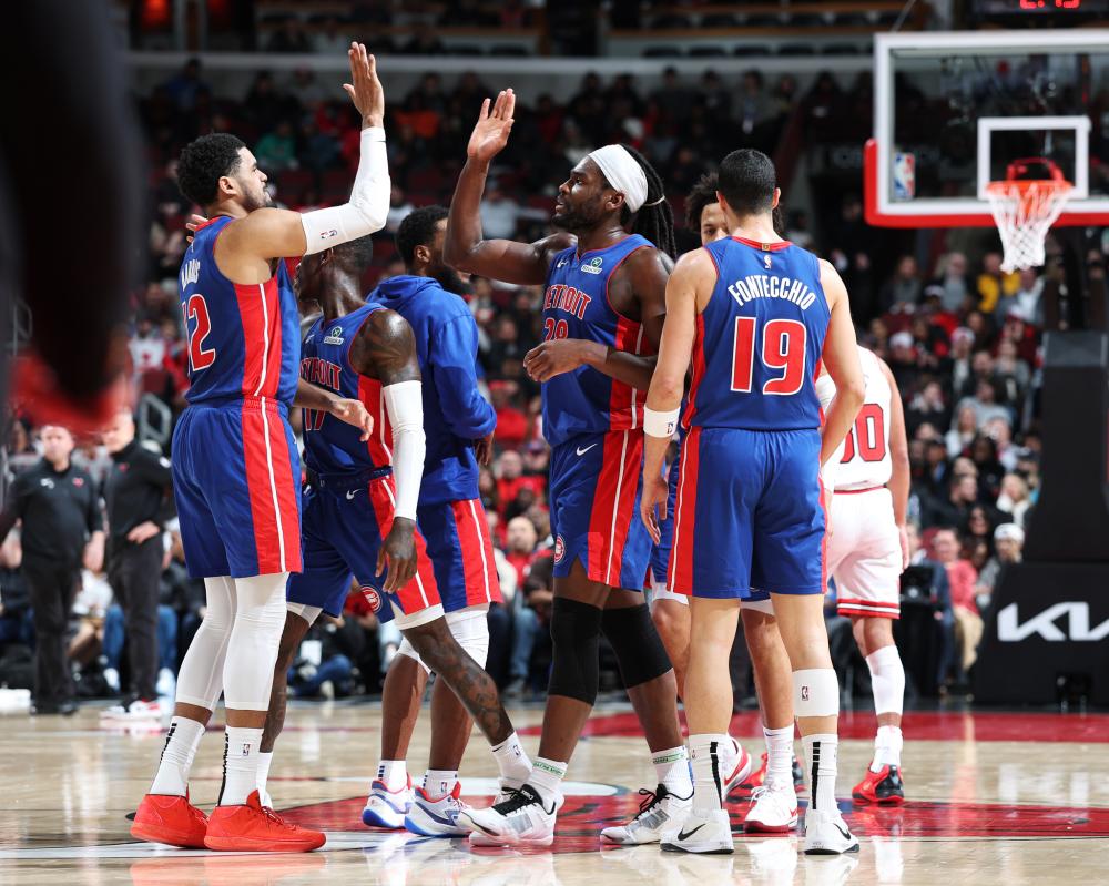 明他毫无争 明他毫无争