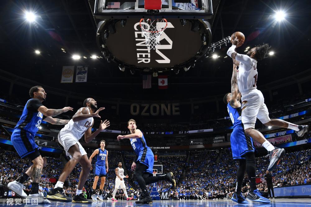 极的防守反 极的防守反