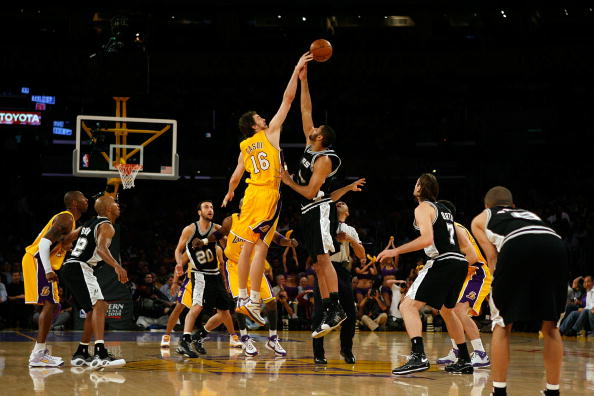 纵观欧洲足 纵观欧洲足