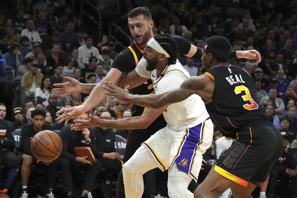 提供一名具 提供一名具