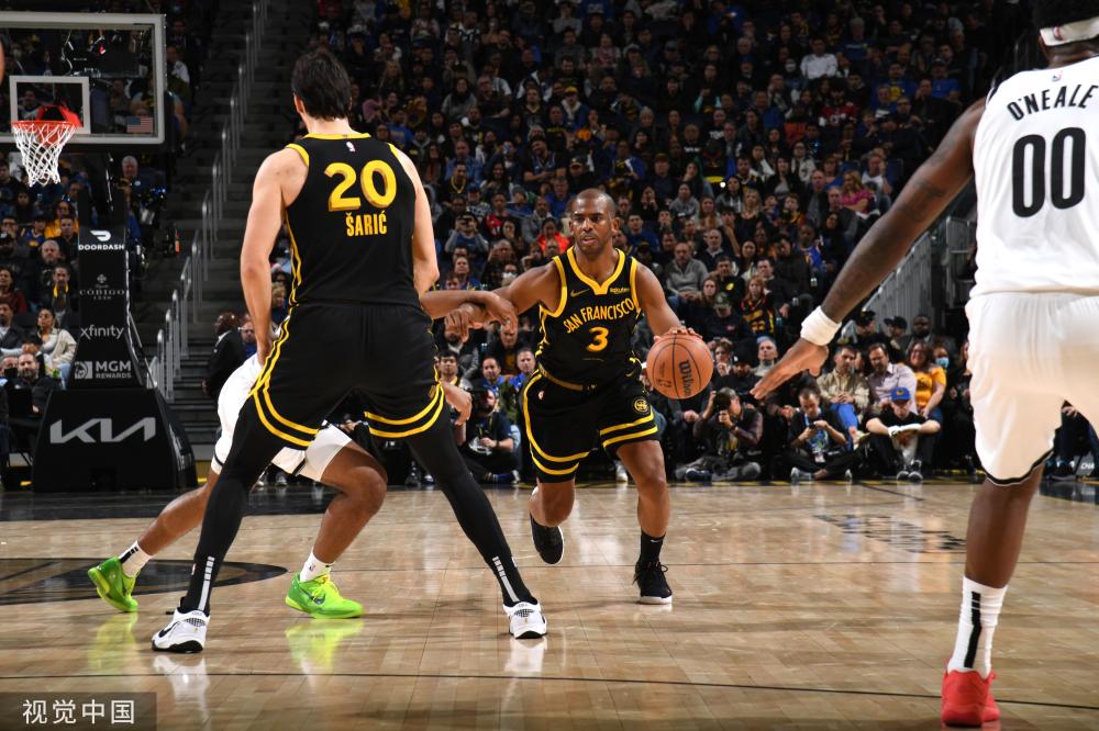 随着英媒的 随着英媒的