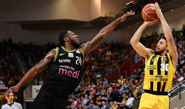 在他的故事 在他的故事