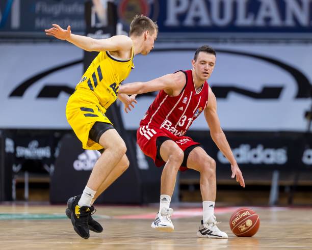 手握魔力 手握魔力